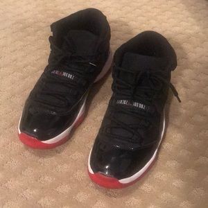 AIr Jordan Retro Bred 11s Mens 10.5